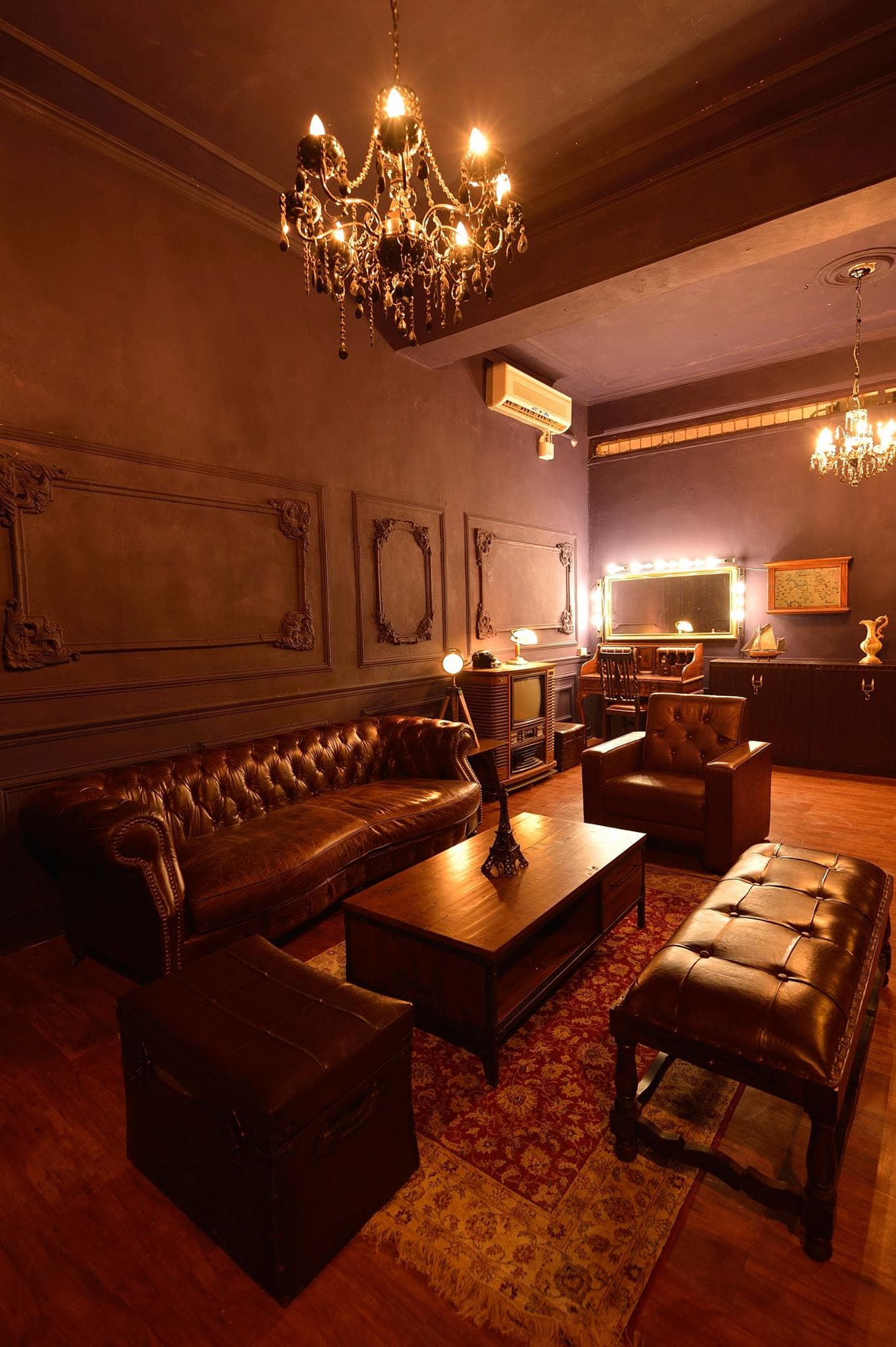 Ronin 攝影棚場地出借 cover