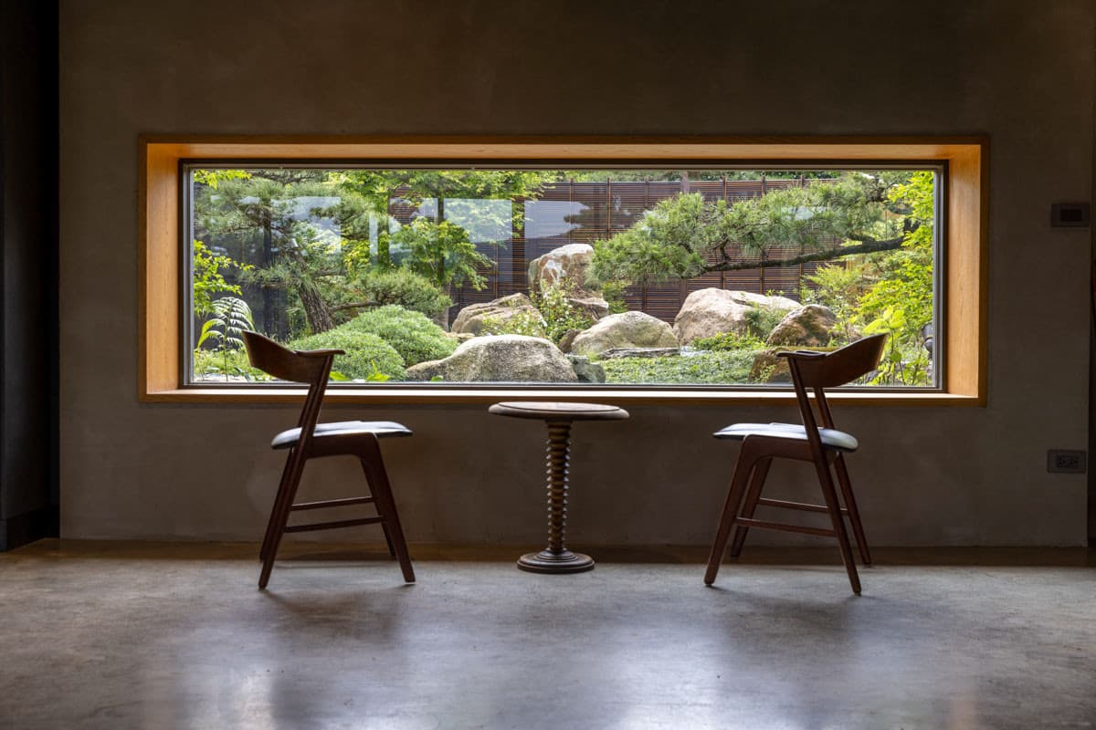 裏山 Urayama 山中的日式庭園空間