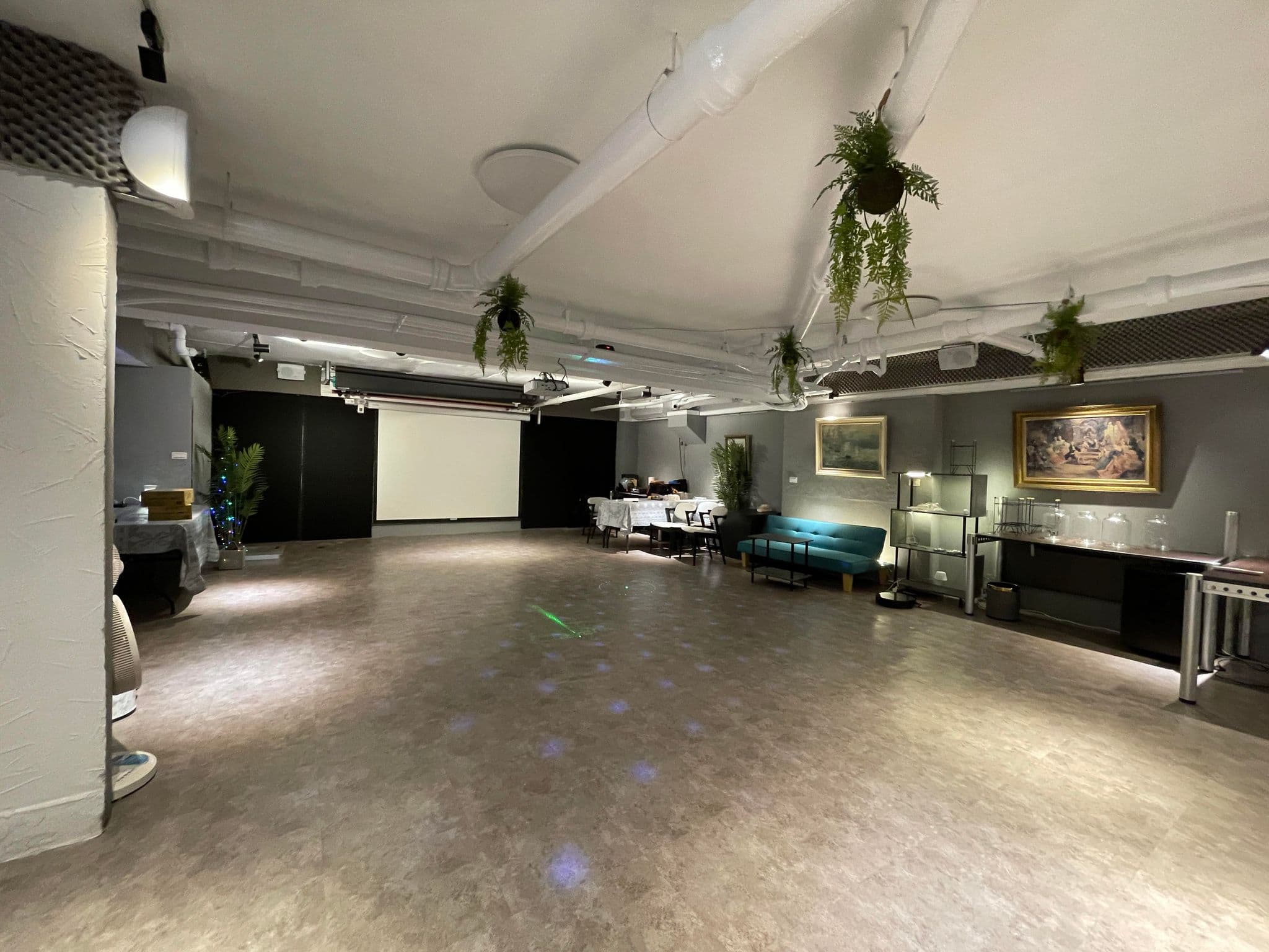 老窖室Cellars.room/國館素色背景棚/復古居家景/夜店風格/全遮光場地 1