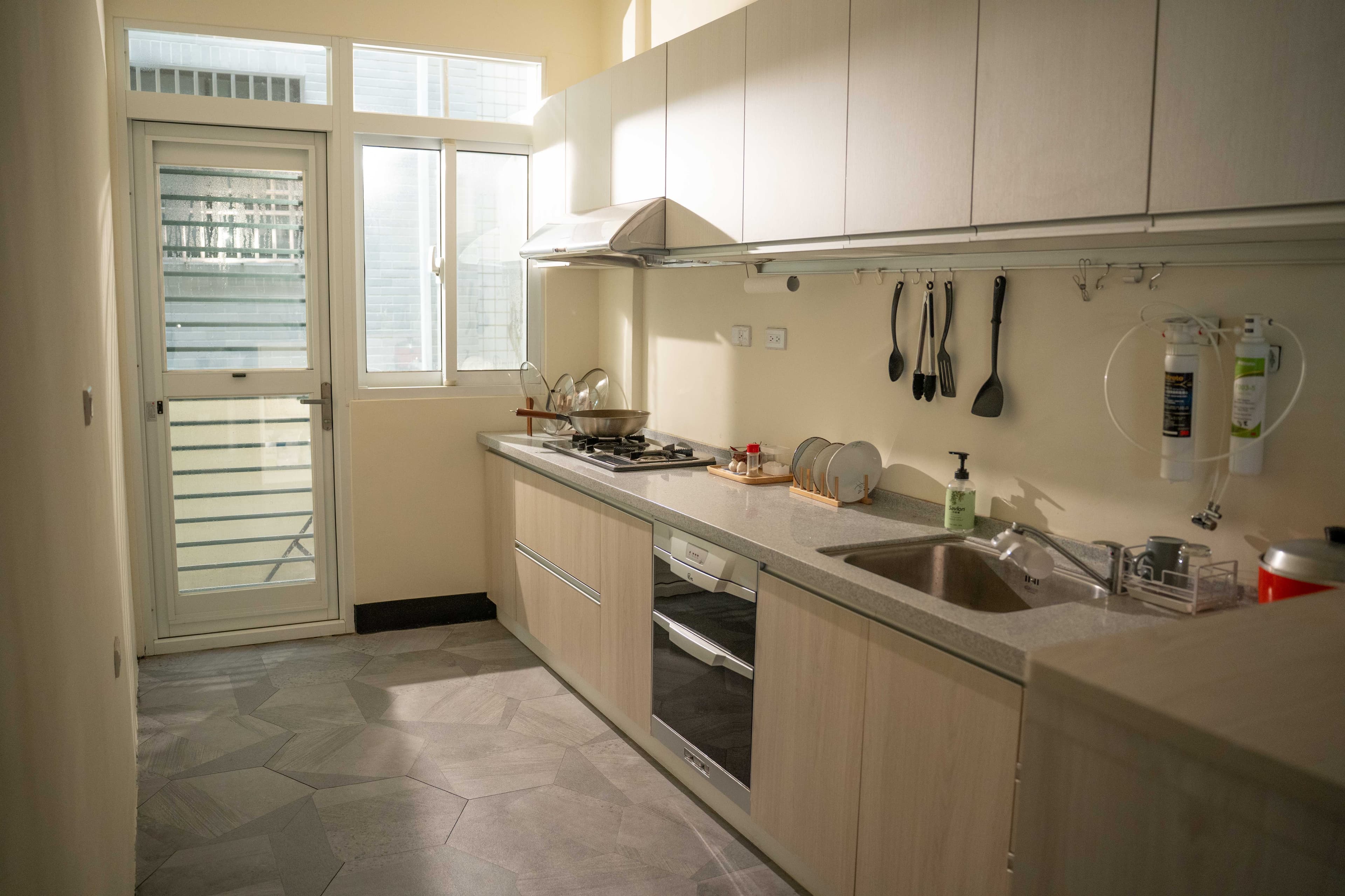 James日系清新客廳廚房實景攝影棚（台南） 1