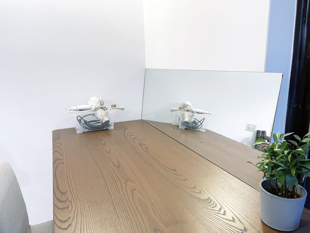 R.LAI攝影棚 cover