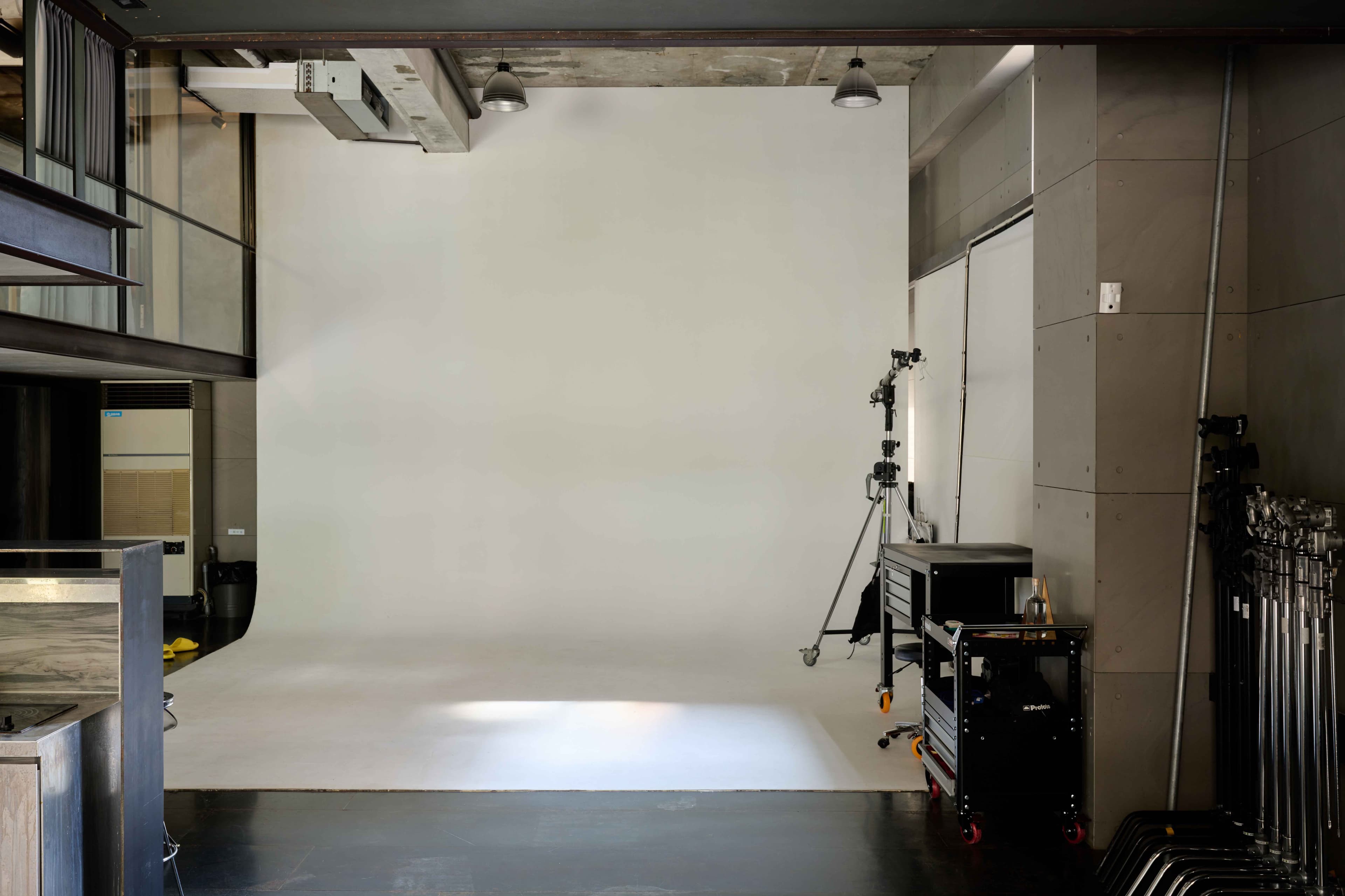 宇宙芭那那的攝影棚 cover