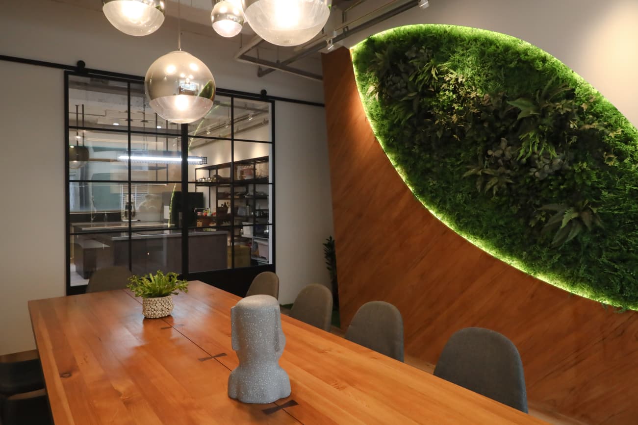 餐桌上 廚房拍攝 30坪 1000/hr 含燈具 捷運3分鐘 4