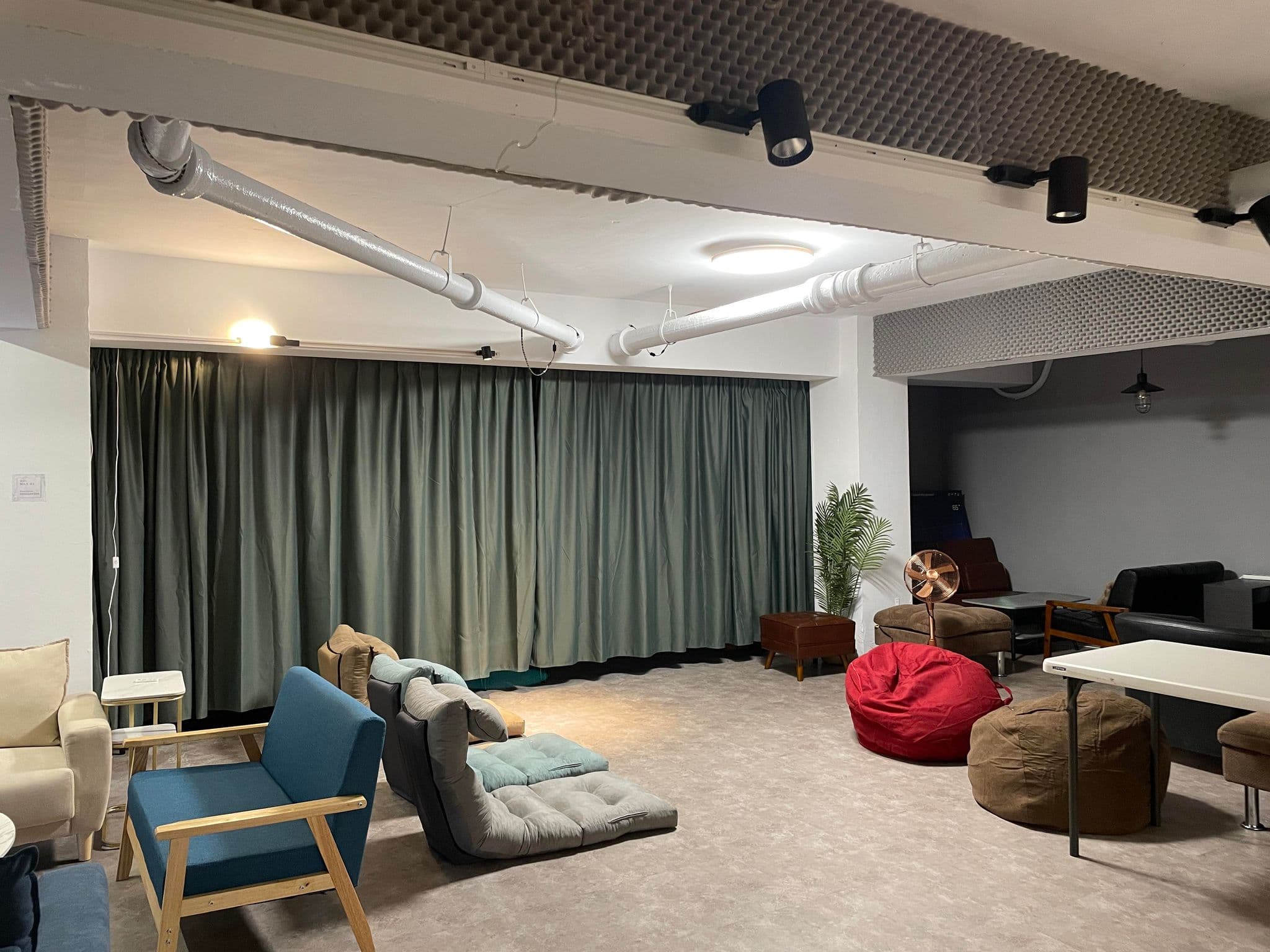 老窖室Cellars.room/國館素色背景棚/復古居家景/夜店風格/全遮光場地 2