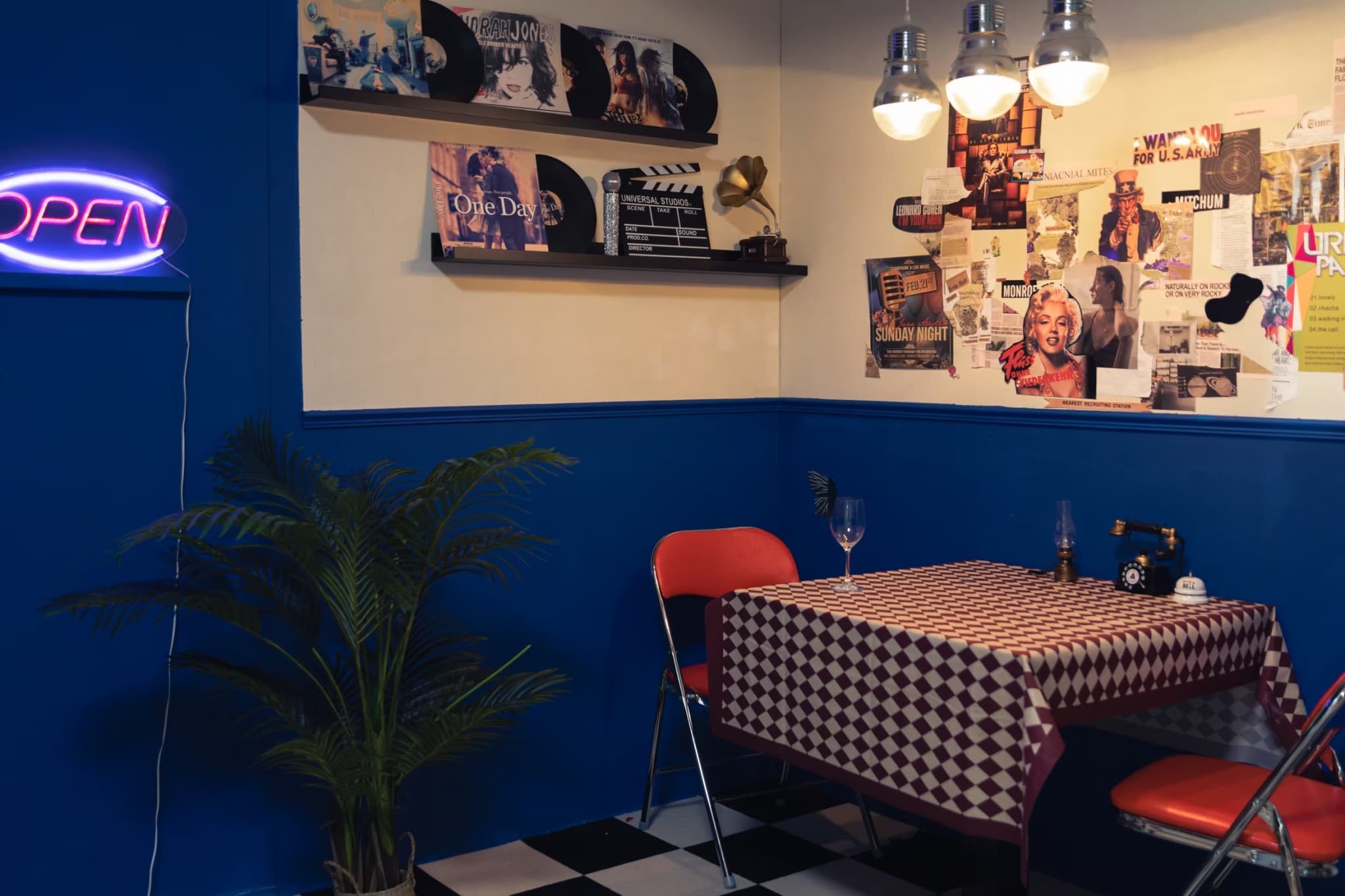 迷幻葉子桃園攝影棚｜近桃園市政府｜所有擺設皆可移動 cover