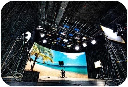 媲美電視台-挑高5.5米多元科技規格設備(A、B區攝影棚出租) 2