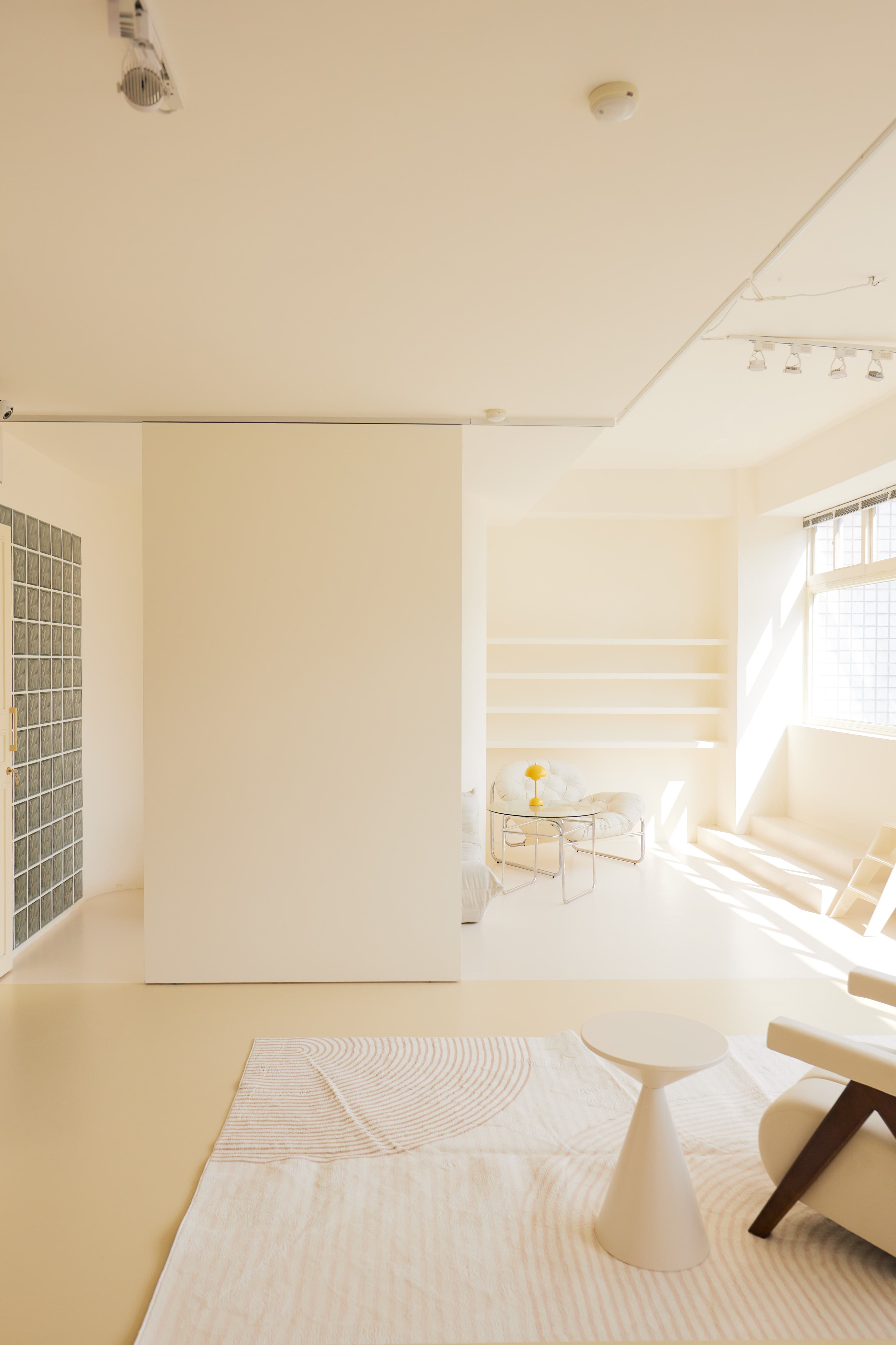 Lumière Studio 板橋自然光實景棚白棚攝影棚 cover