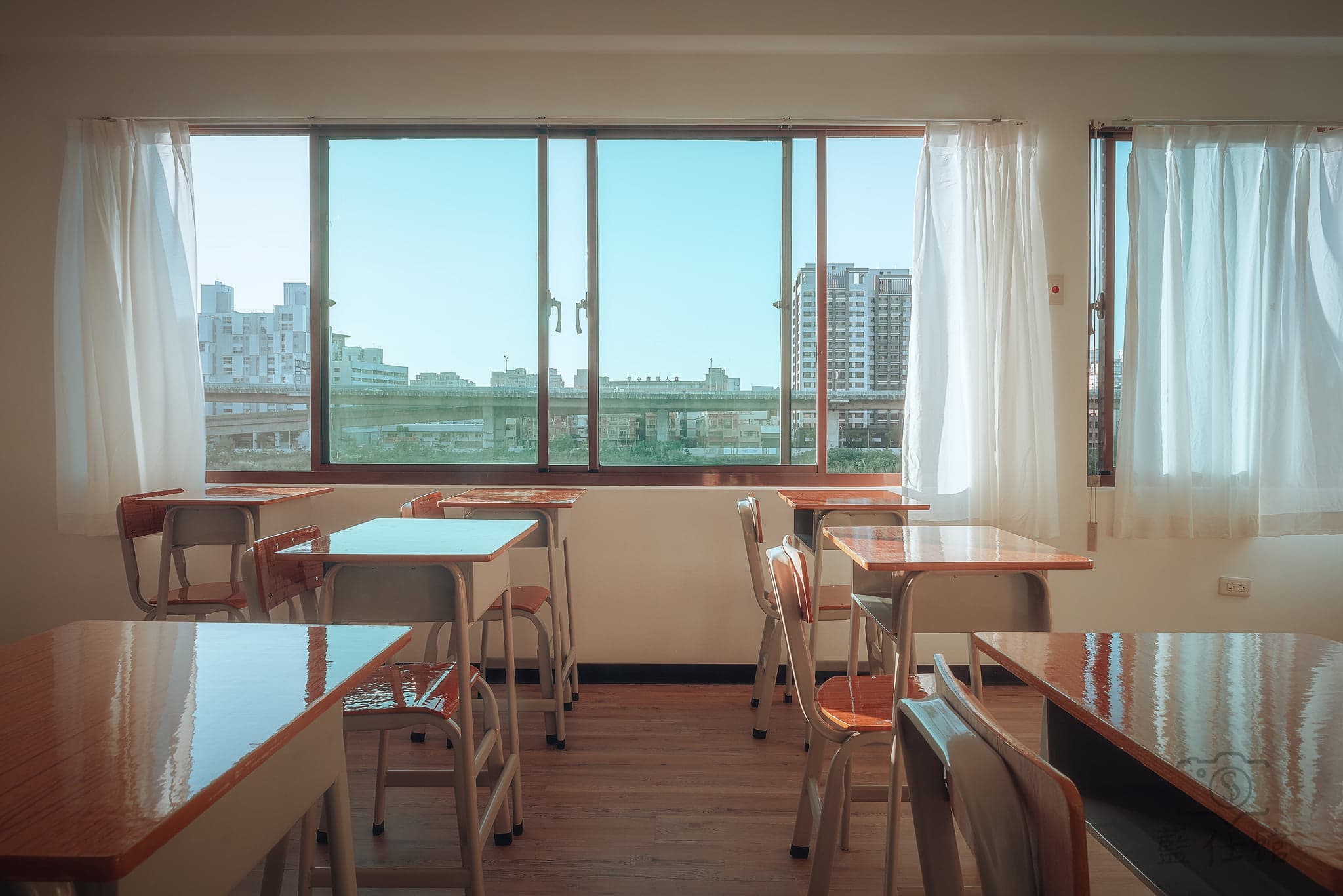 藍仕館 自然光攝影棚/影像空間租借