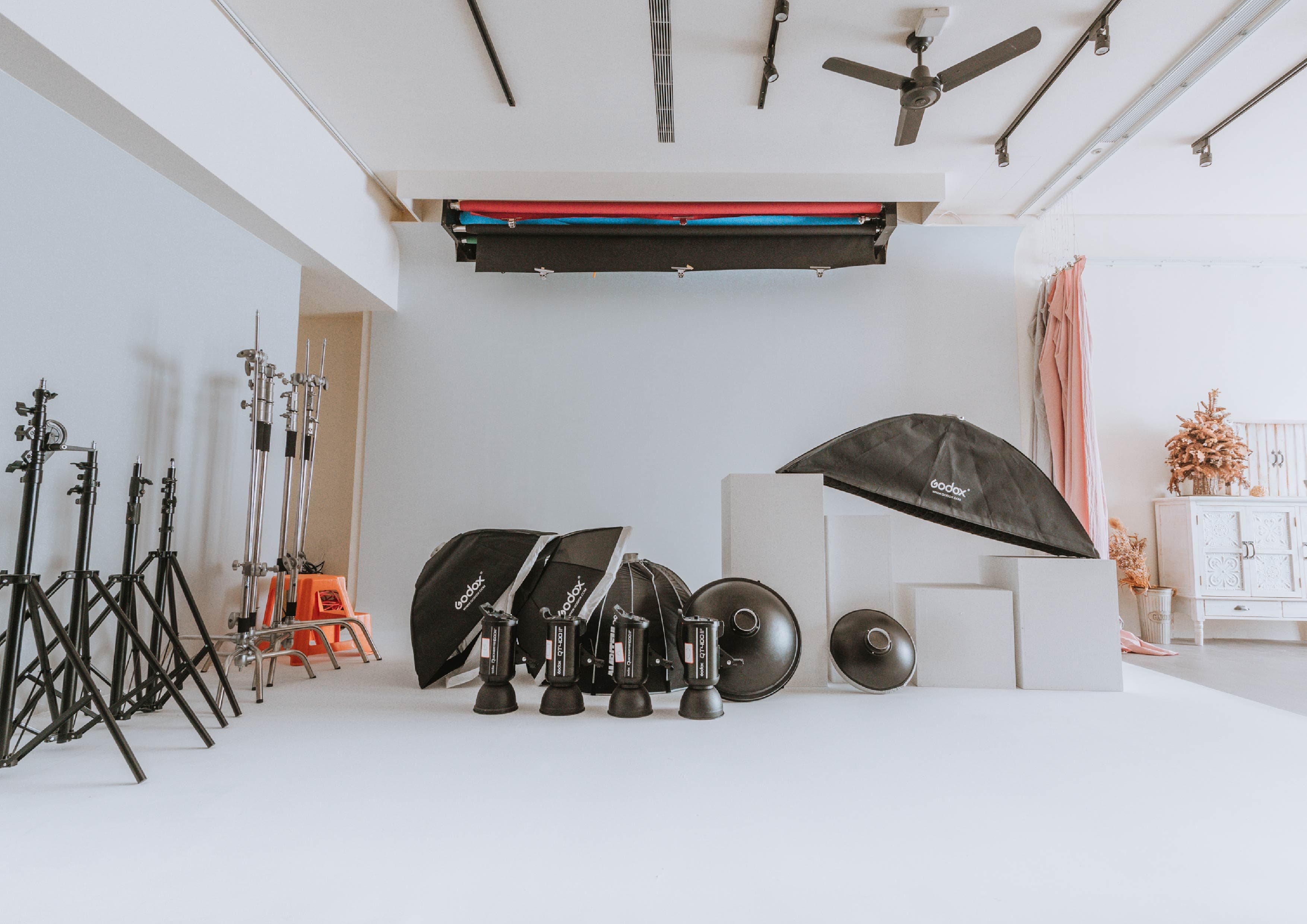 嘿棚Hey！Studio五號攝影棚 cover