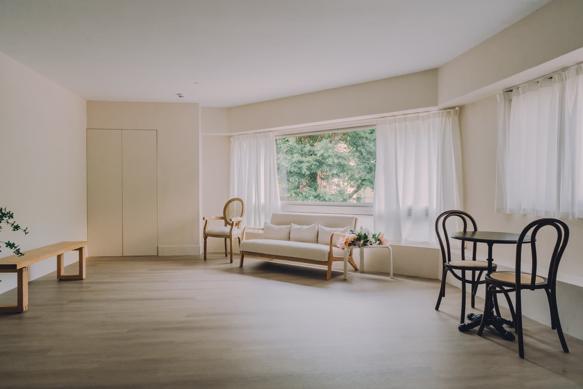 Photolife Studio cover