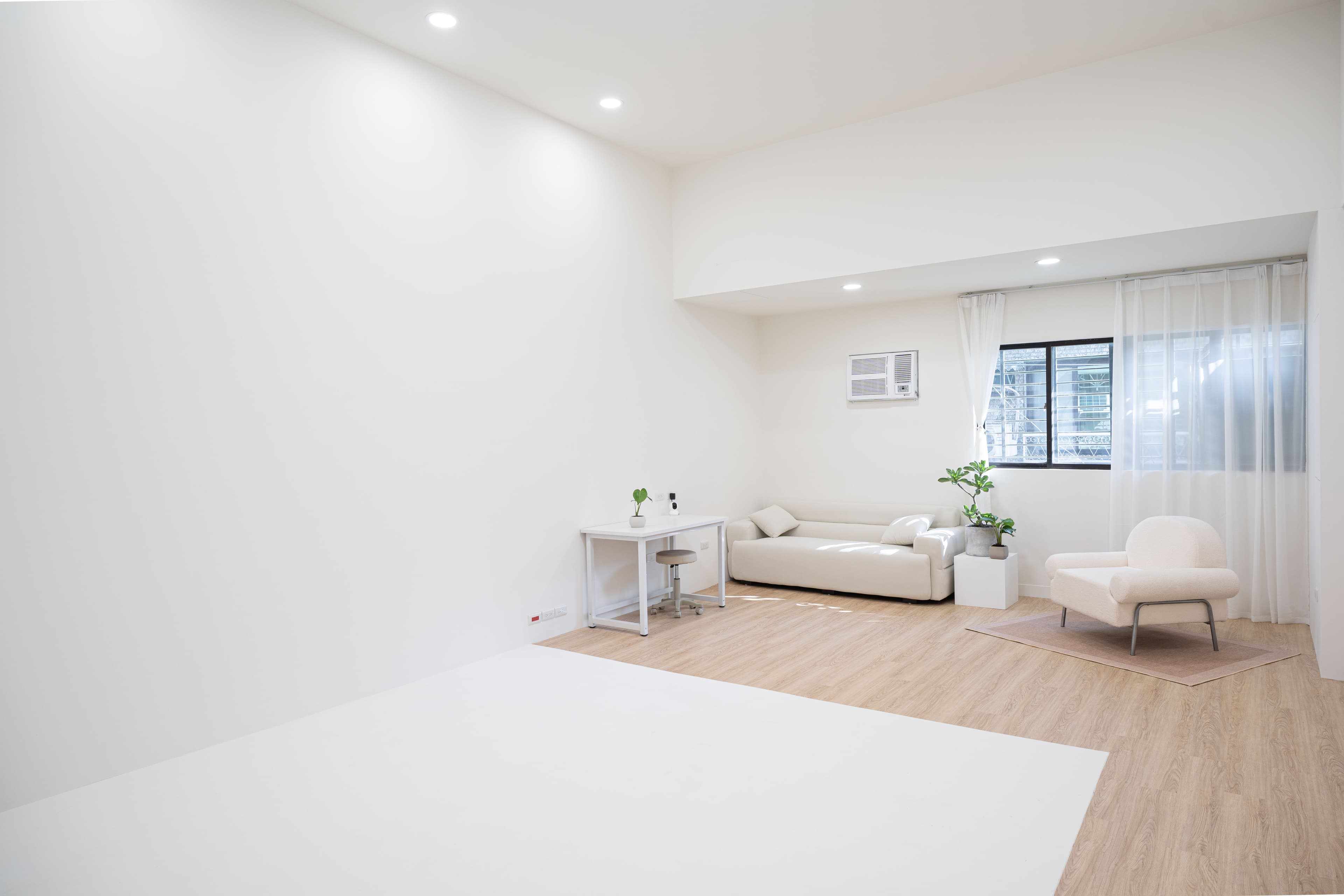 inscene studio 弈境影像攝影棚 cover