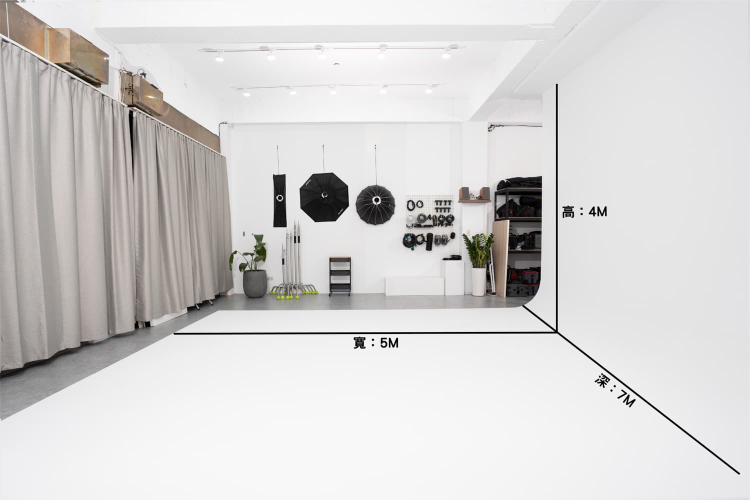 攝間Shooting Space｜大空間挑高無縫牆 |實景攝影棚 1