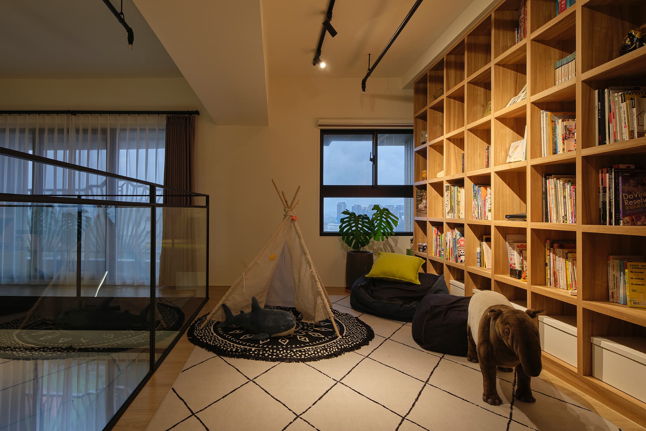 導演家攝影棚/工業風挑高樓中樓 1