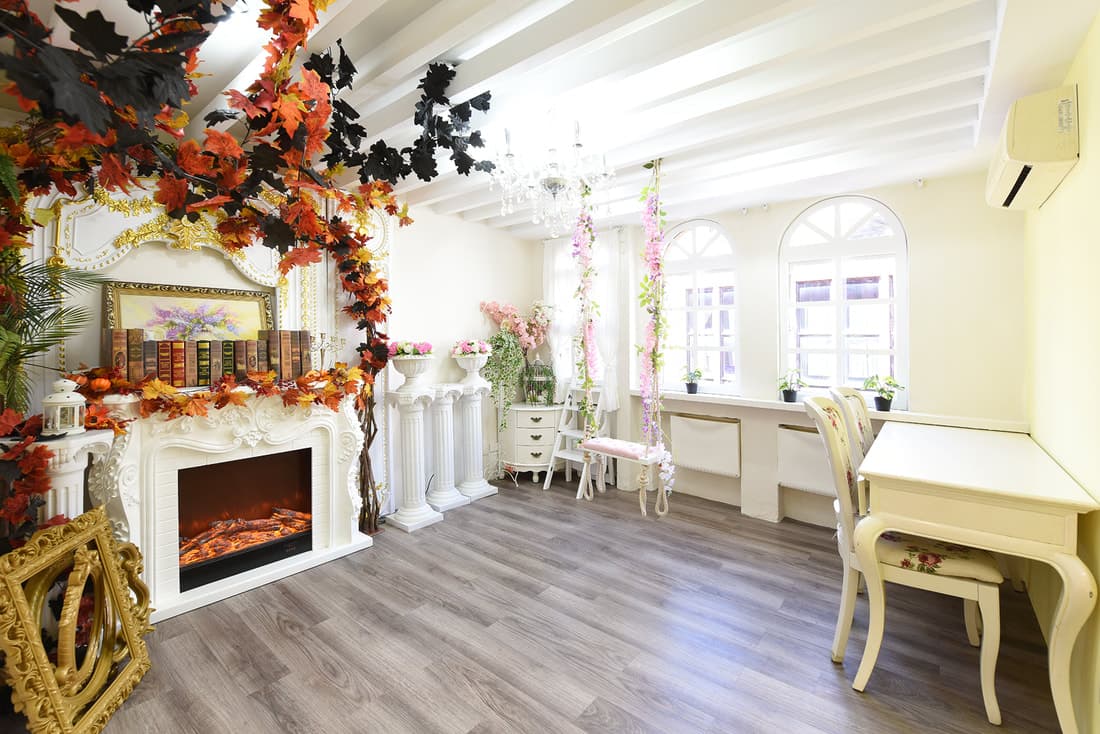 芙蘿拉造型攝影沙龍 cover