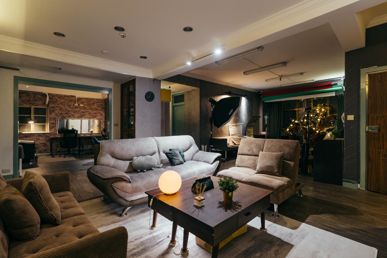 老樹屋小型素色背景棚 DivineApt 3