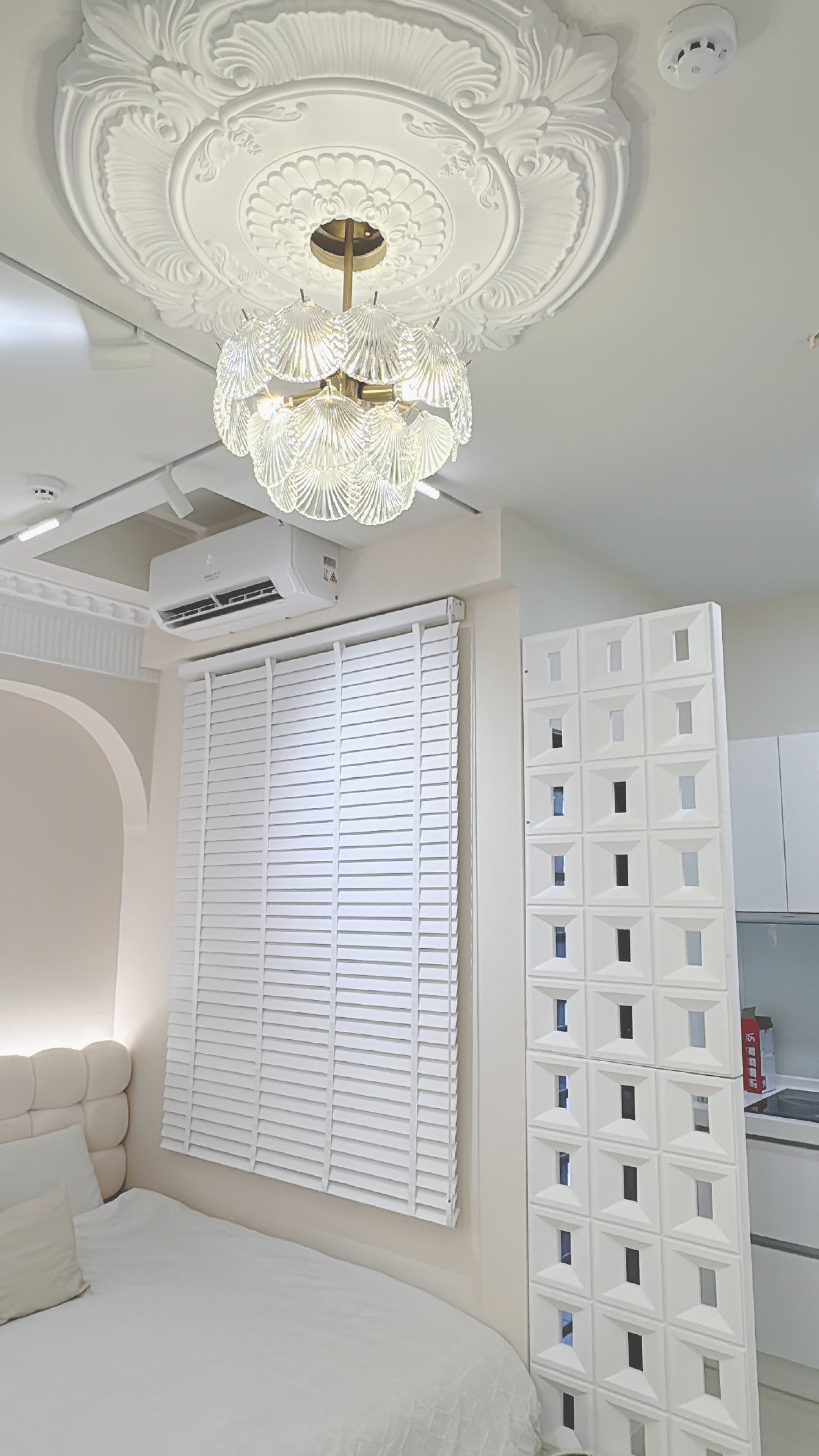 莫蘭迪 純白の靜謐時光,侘寂洞穴風 cover