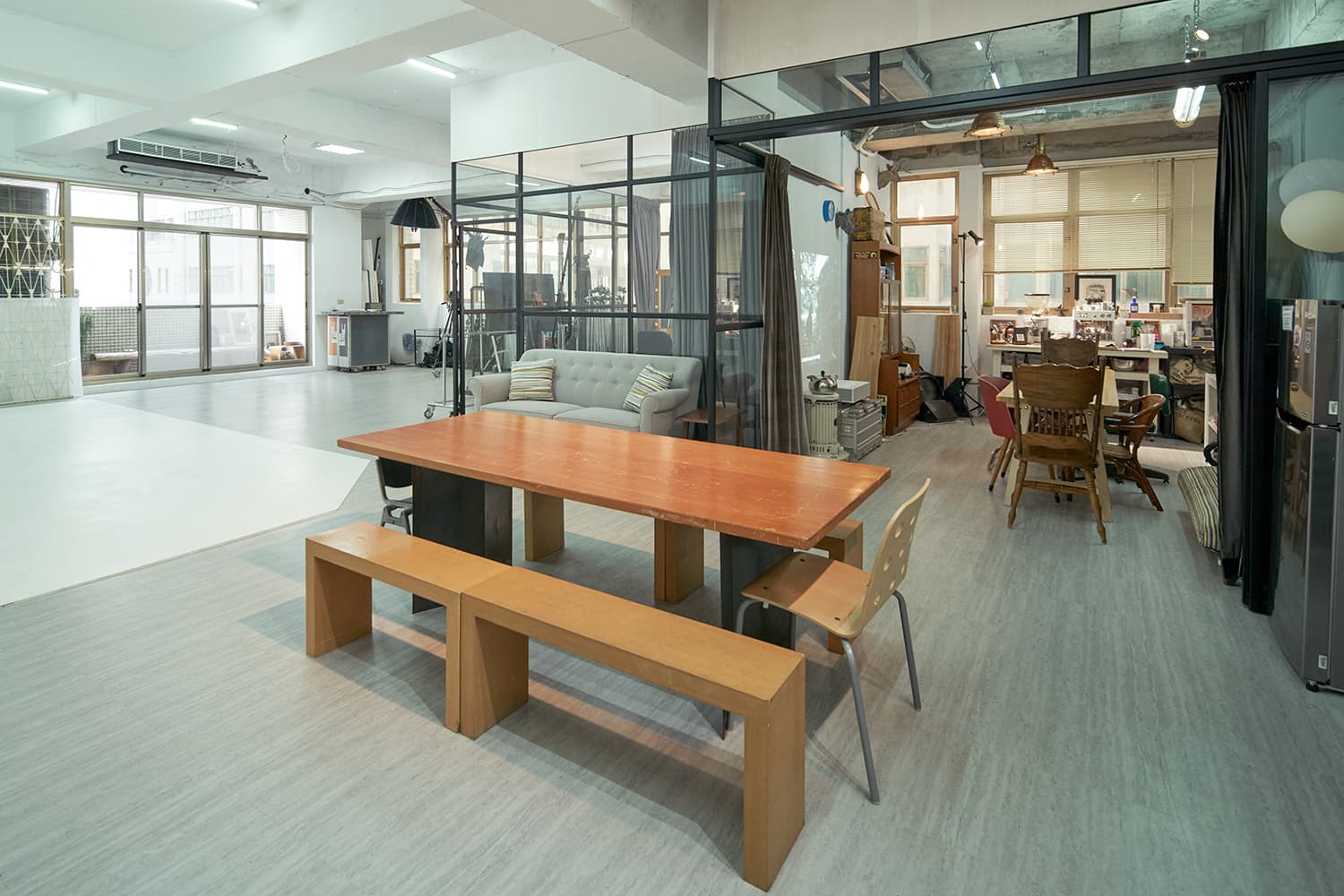 AK STUDIO攝影棚/附停車位,貨梯直上,63坪攝影棚＊＊＊(開幕促銷～租棚送專業職人咖啡）＊＊ 2