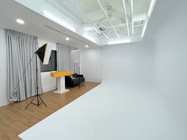 Living Lab + 攝影直播室(含製播室)