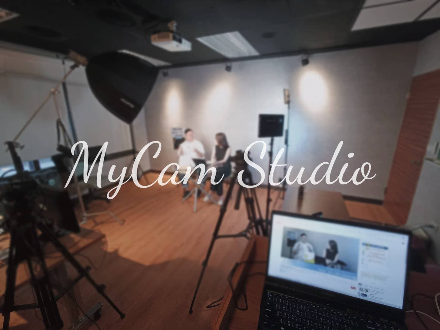 MyCam Studio