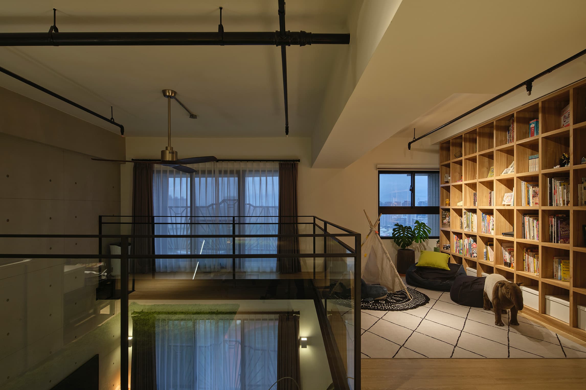 導演家攝影棚/工業風挑高樓中樓 4