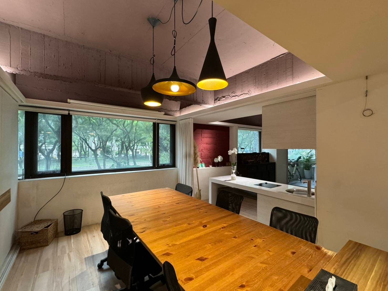 仁愛帝寶對面林蔭 cover