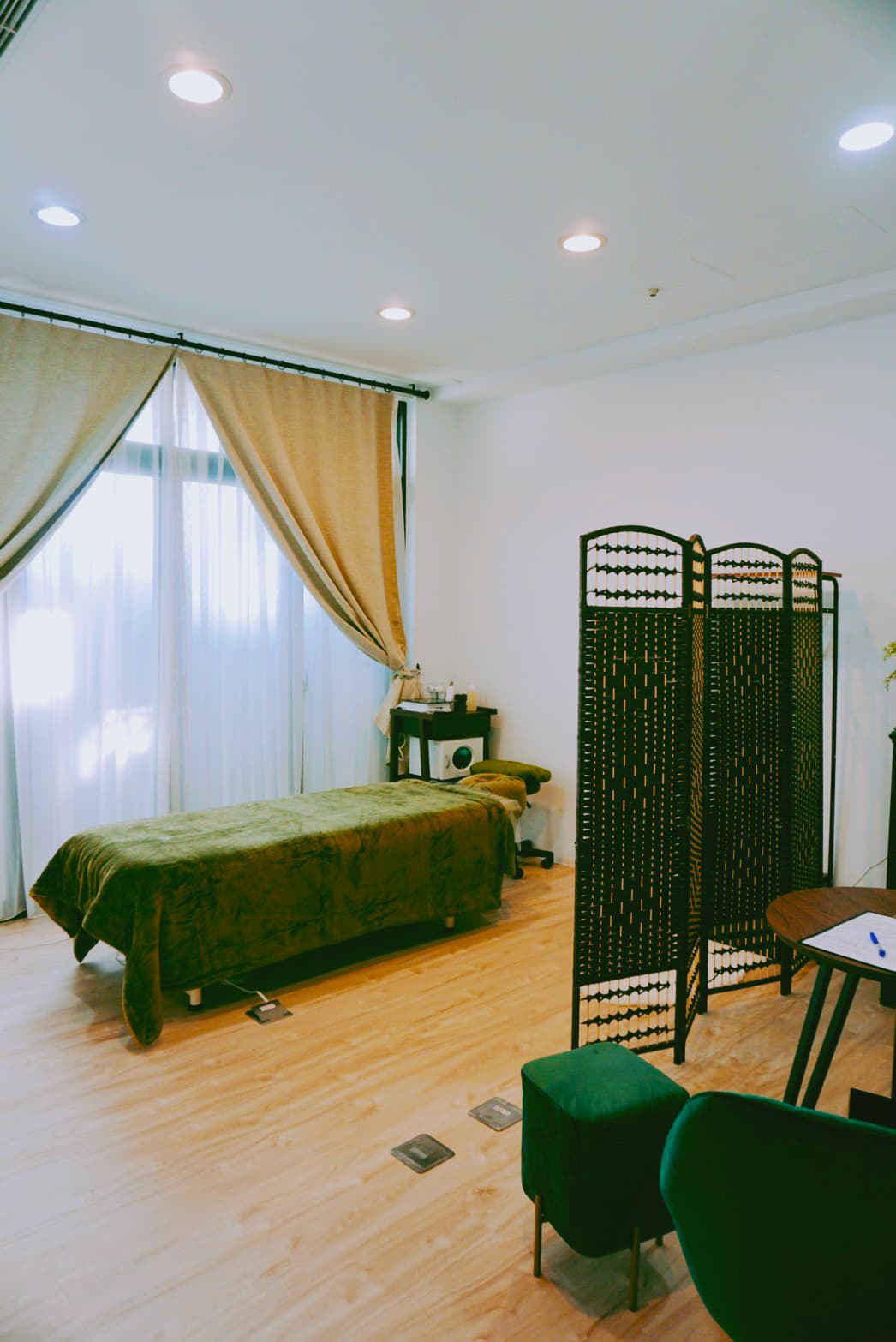 【勤美誠品全新美感裝潢】時租日租分租美甲美睫網拍直播主 4